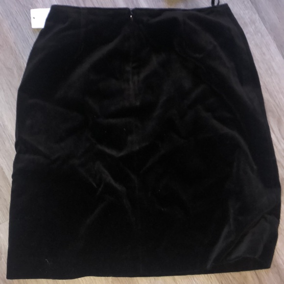 Black Velvet Skirt, Tweed vest with black velvet buttons, back & pocket accents - Picture 8 of 8